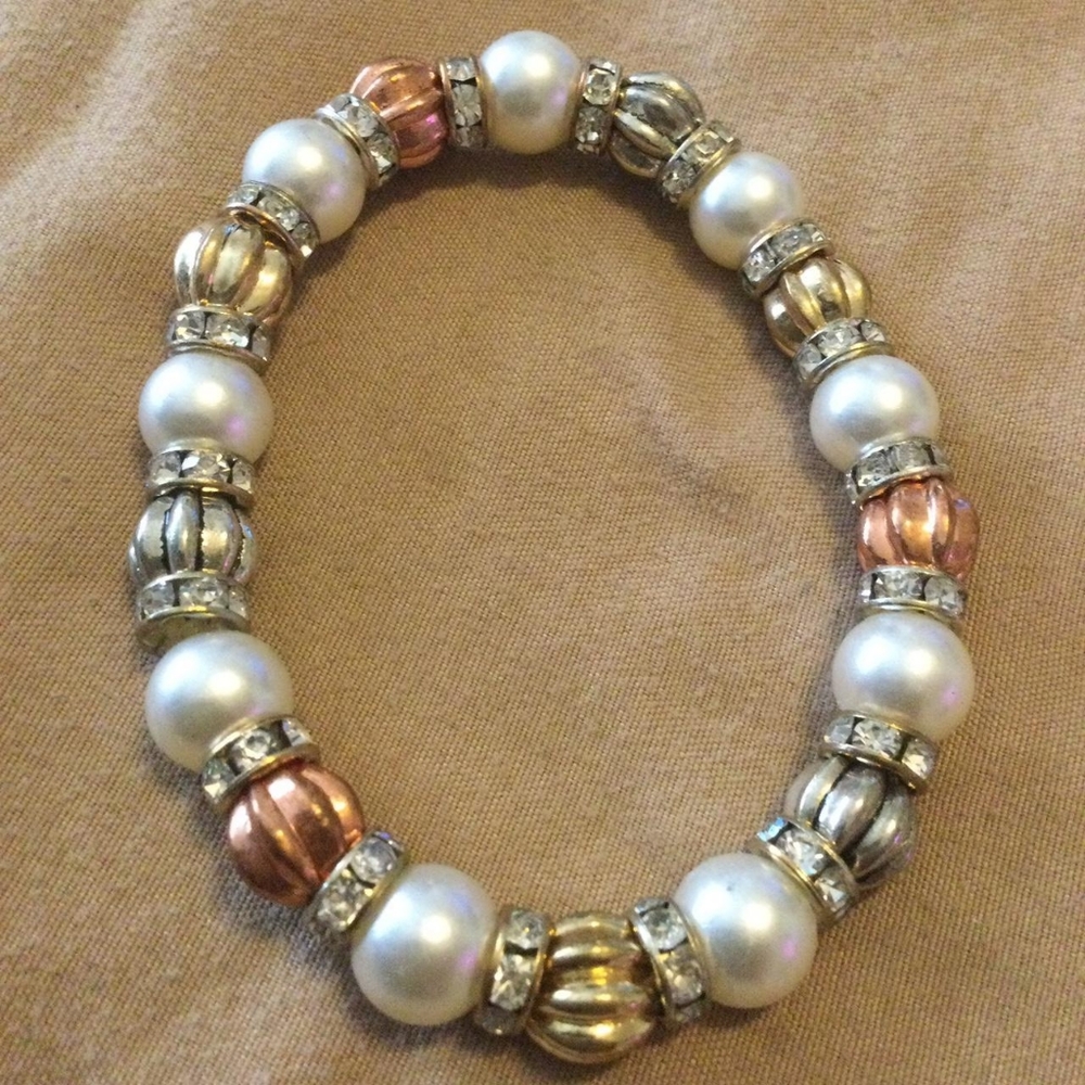 Rhinestone stretch bracelet